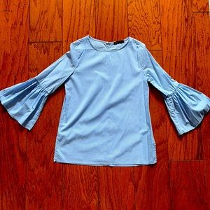 Never worn, cute, blue and white striped S Gibson blouse